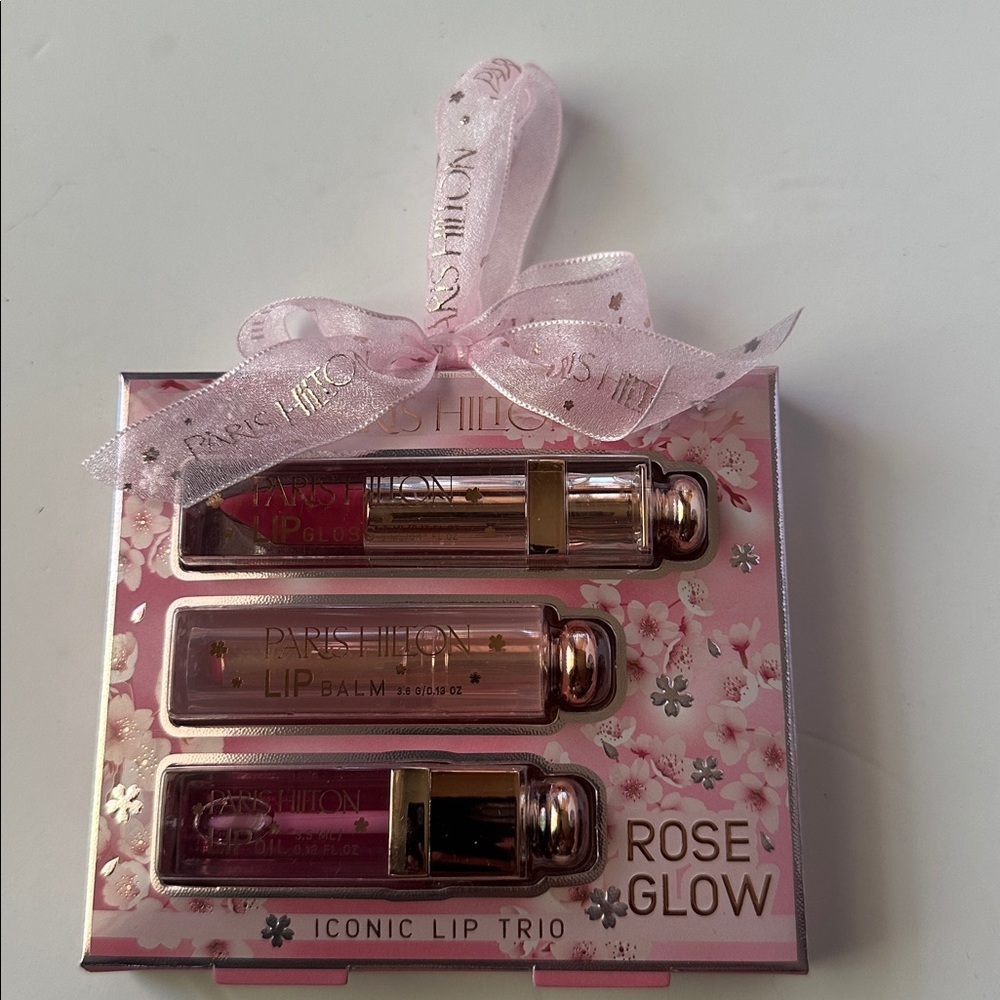 💖 NEW Paris Hilton Iconic Lip Trio - Rose Glow Set ✨ NIB - Picture 4 of 16